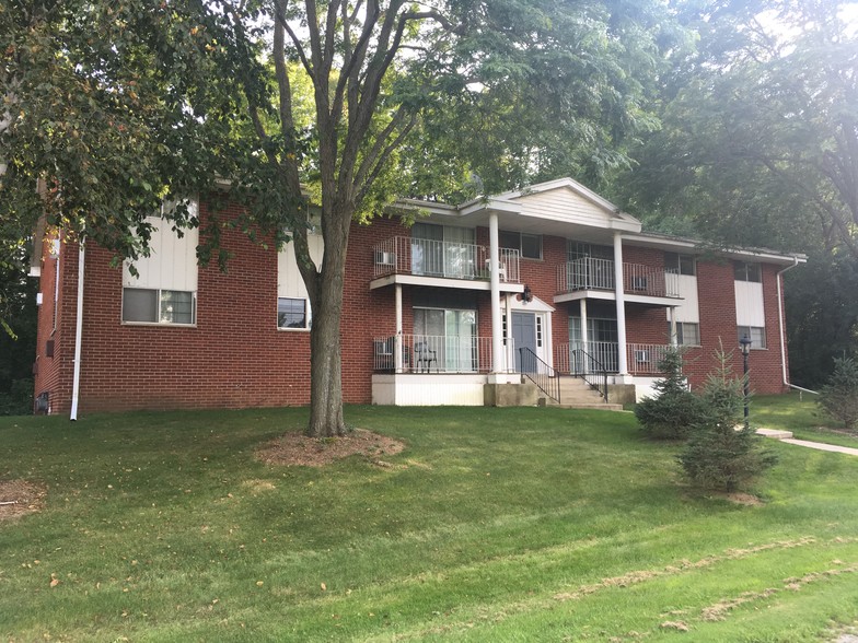 209 Williamsburg - Thiensville